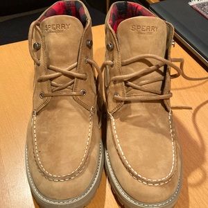 Men’s Authentic Original lug Chukka